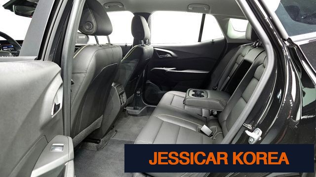 2025 Chevrolet Trax Crossover - Thumbnail 12