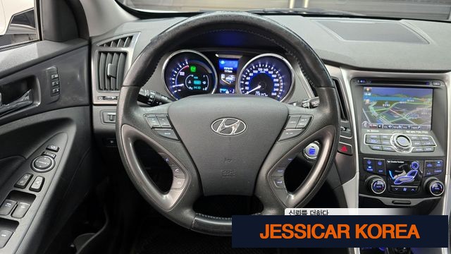 2012 Hyundai sonata hybrid - Thumbnail 4