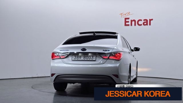 2012 Hyundai sonata hybrid - Thumbnail 5