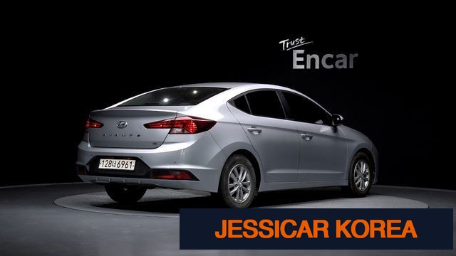 2020 Hyundai The New Avante AD - Thumbnail 13