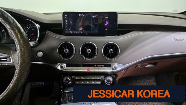 2021 Kia Stinger Meister - Thumbnail 3