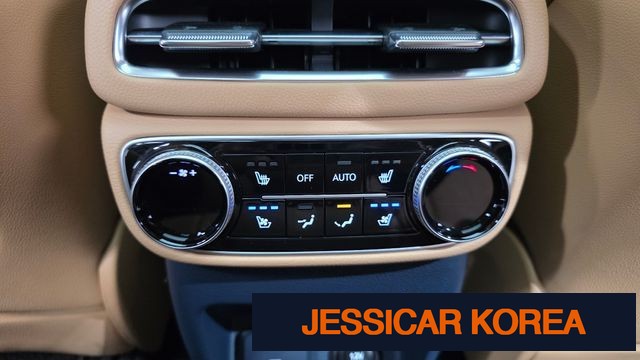 2023 Genesis GV80 - Thumbnail 16