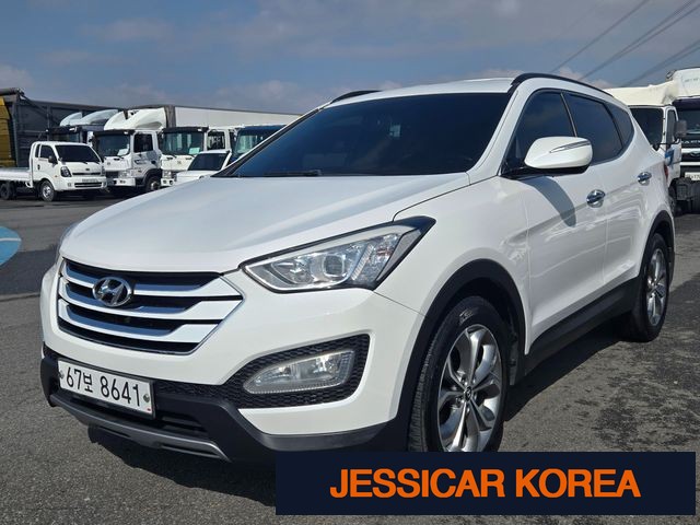 2014 Hyundai Santa Fe DM - Thumbnail 3