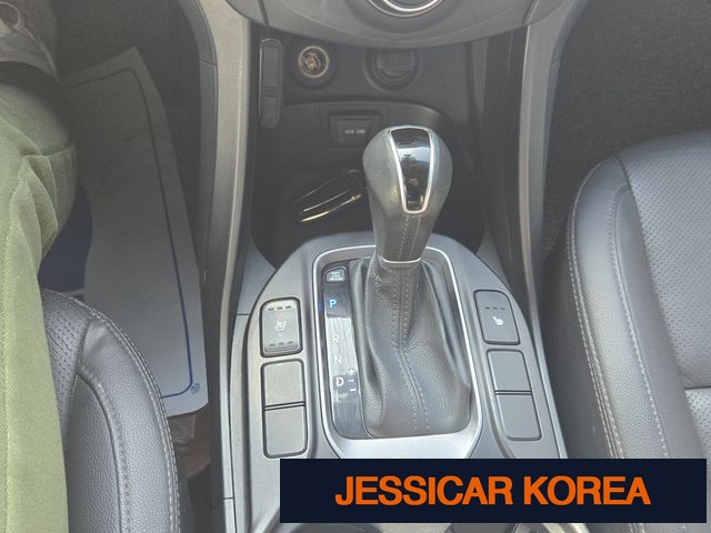 2014 Hyundai Santa Fe DM - Thumbnail 11