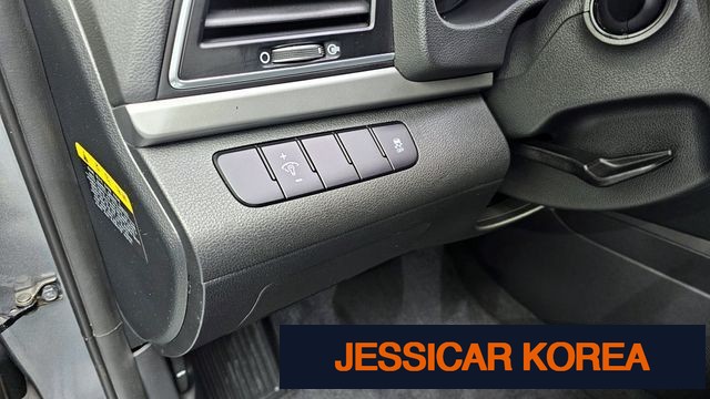 2016 Hyundai Avante AD - Thumbnail 12