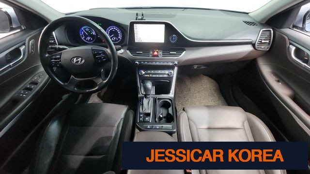 2018 Hyundai Grandeur IG Hybrid - Thumbnail 18