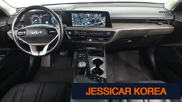 2022 Kia K8 Hybrid - Thumbnail 13