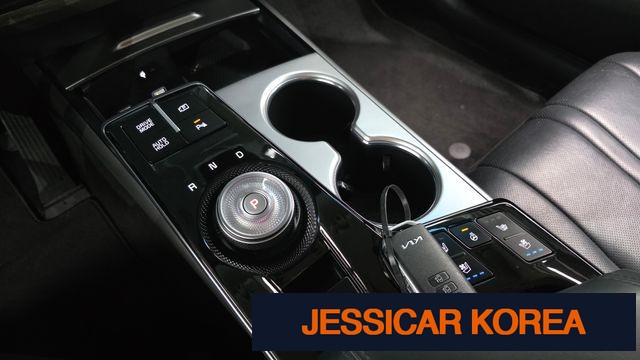 2022 Kia K8 Hybrid - Thumbnail 17
