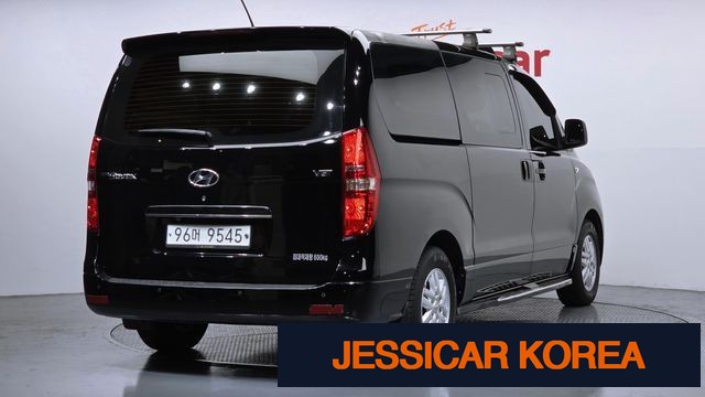 2016 Hyundai Grand Starex - Thumbnail 5