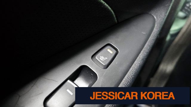2011 Hyundai YF Sonata - Thumbnail 7