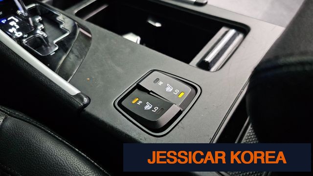 2011 Hyundai YF Sonata - Thumbnail 16