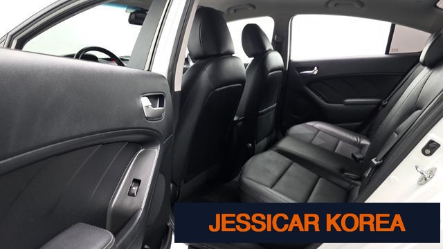 2018 Kia The New K3 - Thumbnail 9