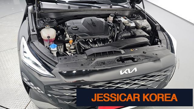 2023 Kia K8 - Thumbnail 8