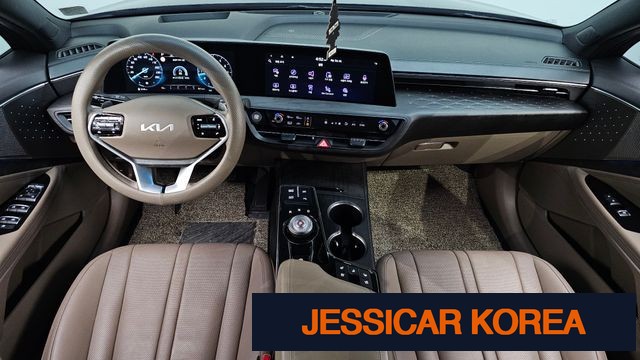 2023 Kia K8 - Thumbnail 12