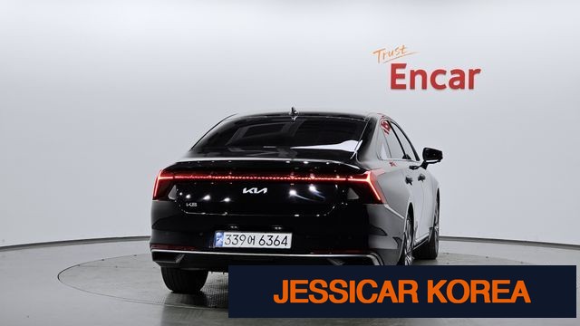2023 Kia K8 - Thumbnail 13