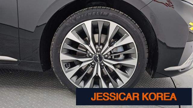 2023 Kia K8 - Thumbnail 16