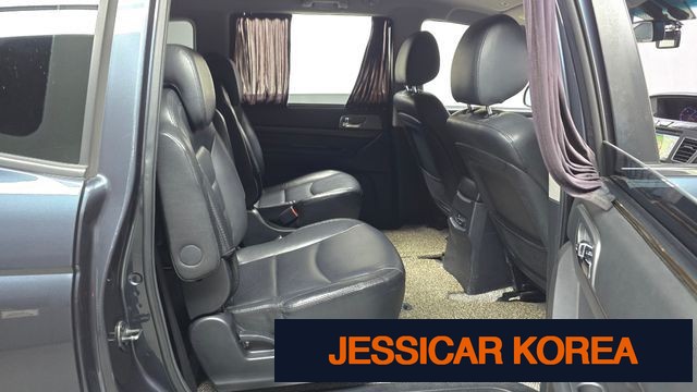2019 KG Mobility Korando Turismo - Thumbnail 3