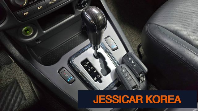 2019 KG Mobility Korando Turismo - Thumbnail 11