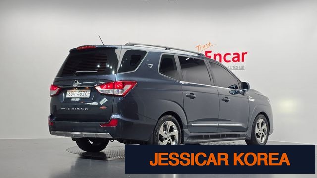 2019 KG Mobility Korando Turismo - Thumbnail 15