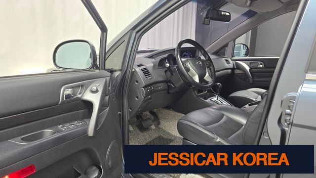 2019 KG Mobility Korando Turismo - Thumbnail 20