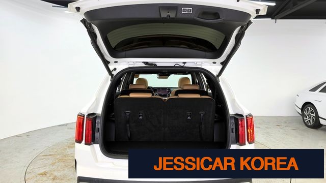 2022 Kia Sorento 4th Gen - Thumbnail 8
