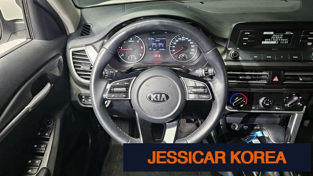 2022 Kia Seltos - Thumbnail 8