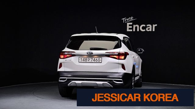 2022 Kia Seltos - Thumbnail 11