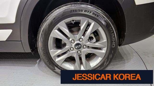 2022 Kia Seltos - Thumbnail 15
