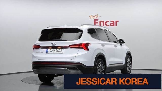 2023 Hyundai The New Santa Fe - Thumbnail 4