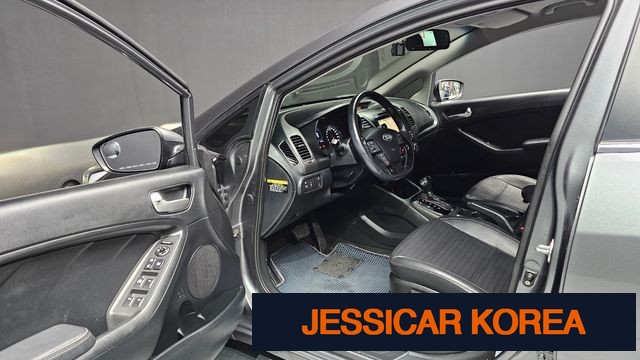 2016 Kia The New K3 - Thumbnail 3