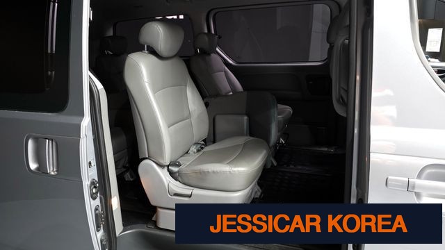 2014 Hyundai Grand Starex - Thumbnail 2