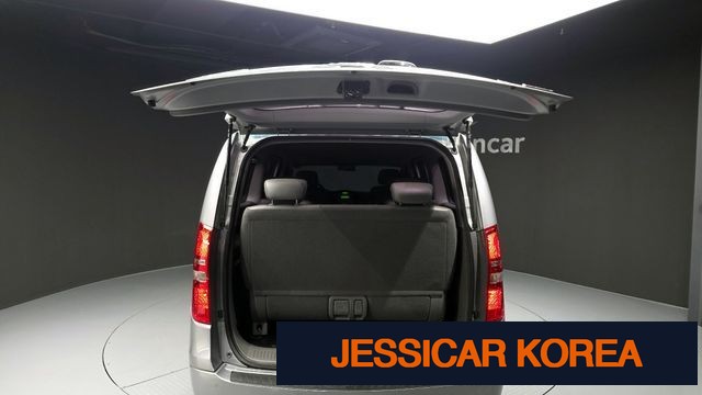 2014 Hyundai Grand Starex - Thumbnail 17