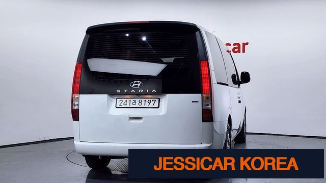 2023 Hyundai Staria - Thumbnail 15