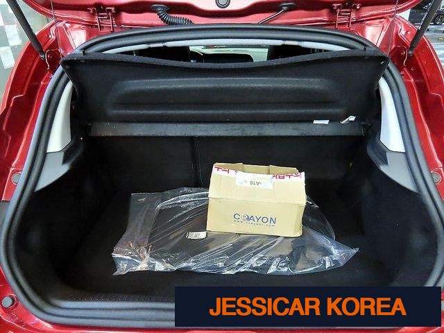 2019 Renault Korea clio - Thumbnail 3