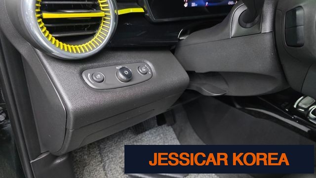 2025 Chevrolet Trax Crossover - Thumbnail 10