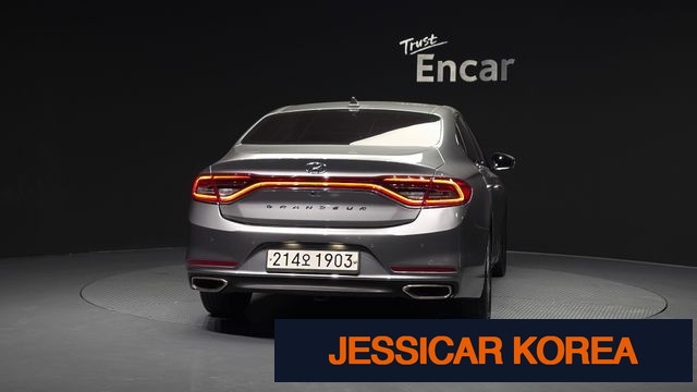 2018 Hyundai Grandeur IG - Thumbnail 9
