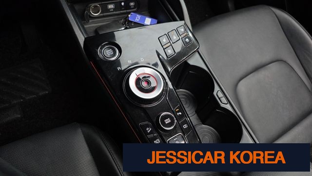 2022 Kia Sportage 5th Gen - Thumbnail 3