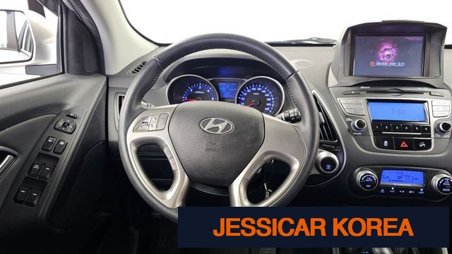 2010 Hyundai tucson ix - Thumbnail 4