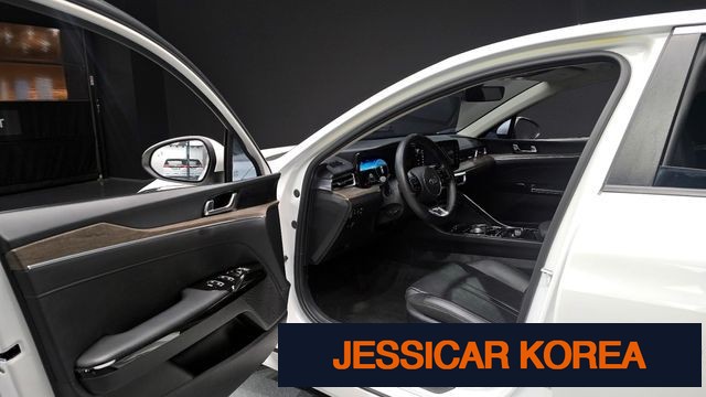 2021 Kia K5 3rd Gen - Thumbnail 16
