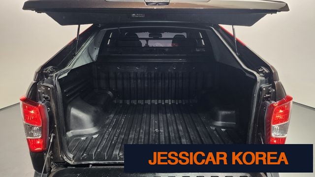 2019 KG Mobility Rexton Sports - Thumbnail 11