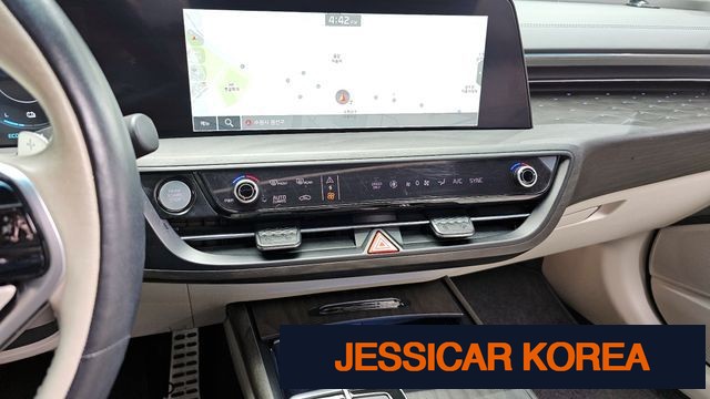 2023 Kia K8 Hybrid - Thumbnail 16