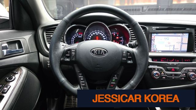 2012 Kia K5 - Thumbnail 2