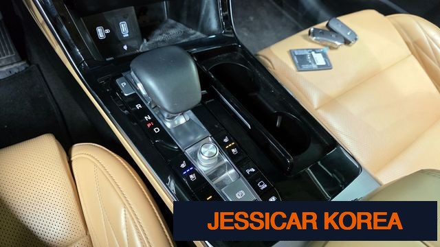 2020 Kia K7 Premier - Thumbnail 16