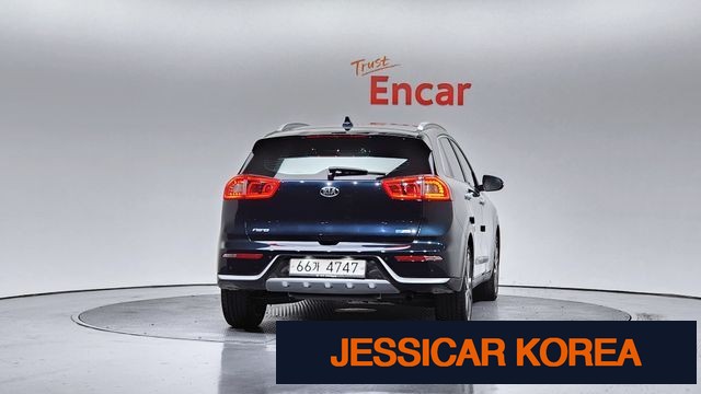 2018 Kia Niro - Thumbnail 4