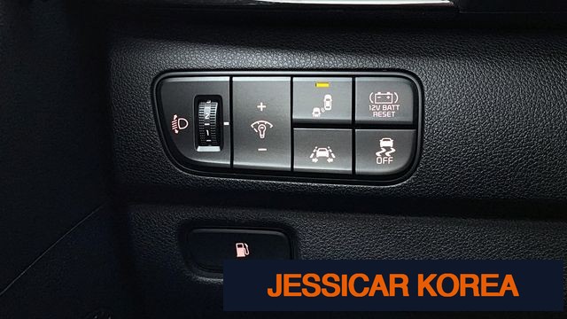 2018 Kia Niro - Thumbnail 13