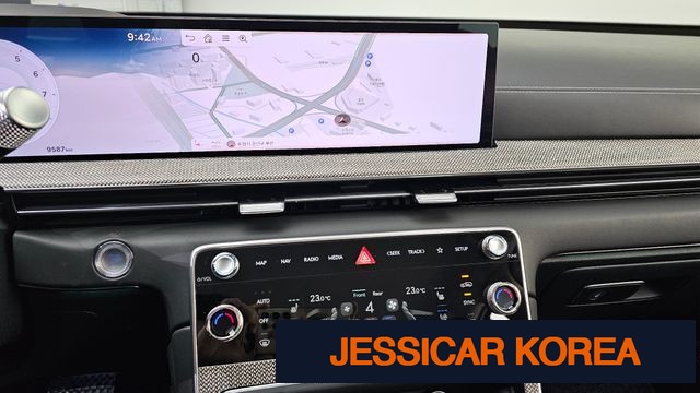 2025 Genesis GV80 - Thumbnail 15