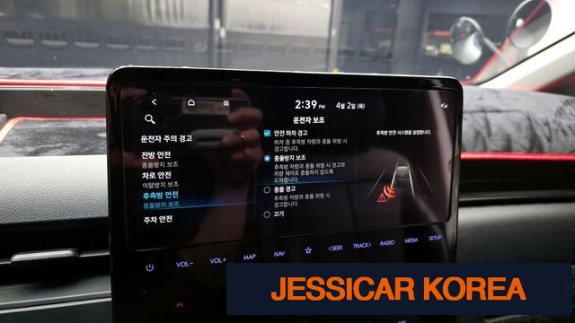 2022 Hyundai Staria - Thumbnail 2