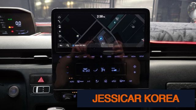 2022 Hyundai Staria - Thumbnail 3