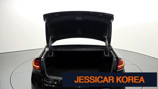 2020 Kia K7 Premier - Thumbnail 5
