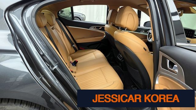 2021 Genesis The New G70 - Thumbnail 10